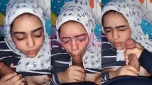 Crotin di Muka Cewek Arab Jilbab HD Video