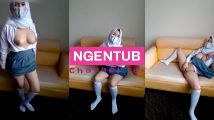 SMA Jilbabers Masturbasi Sampai Crott HD Video